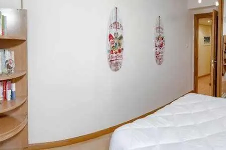 Familiar Vut3099as Lejlighed